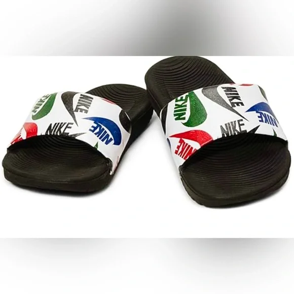 Youth Nike Slides - Size 3 - Picture 3 of 4